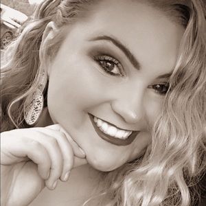 Meet your Posher, Johnna